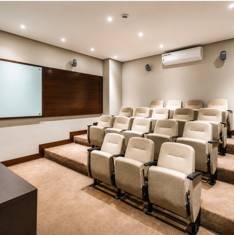 93 Luxury Suites