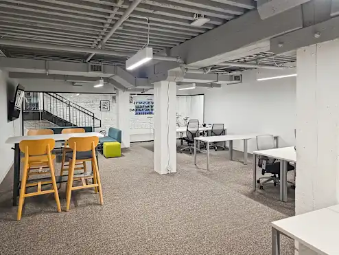 Regus 121 North Washington Avenue