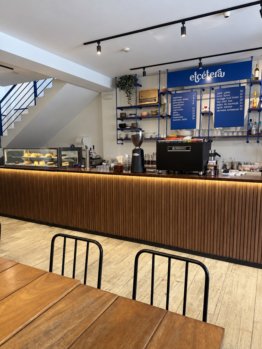 Etcétera Café
