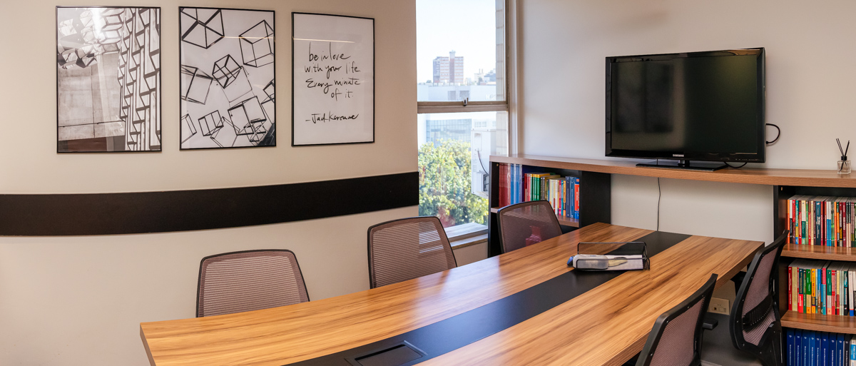 Sala de Reunião 02