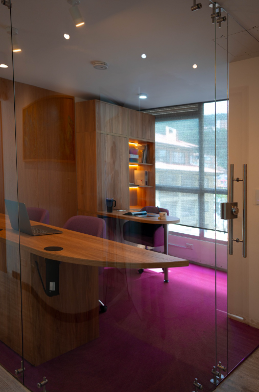 Vitral morado