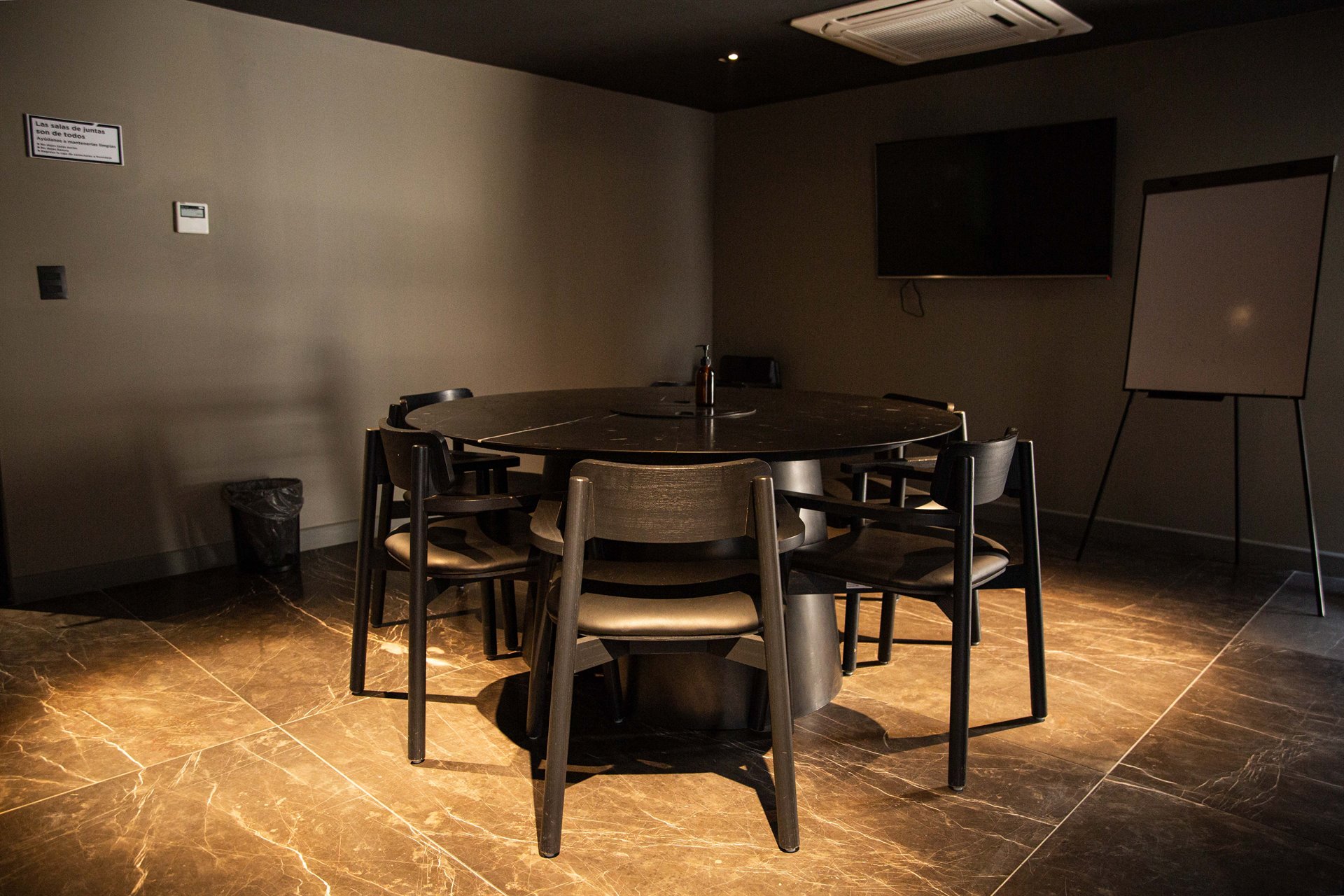 War Room N1
