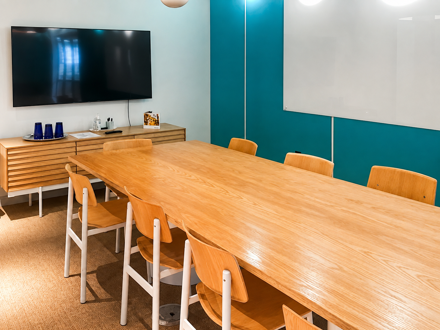 Meeting Room - 10 people