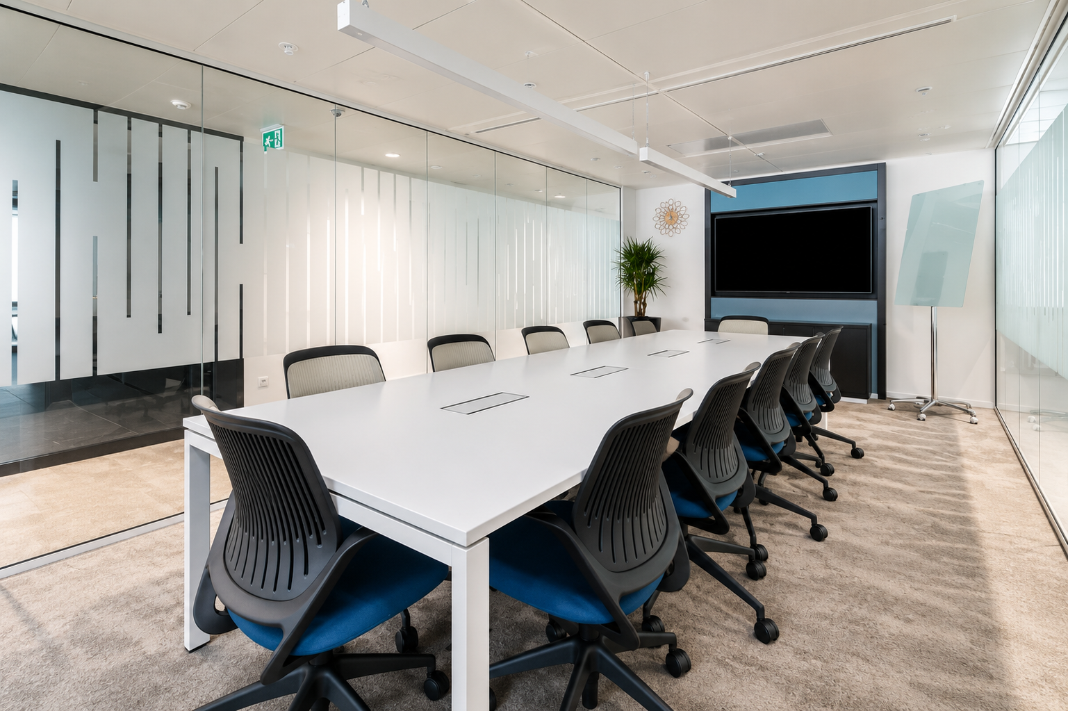Meeting Room - 12 people