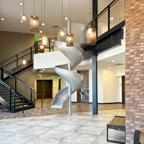 Regus 400 W 48th Ave
