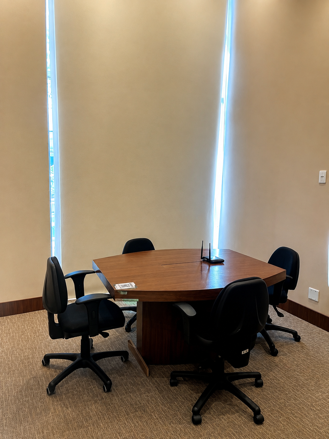 Sala de Reunião 4 lugares