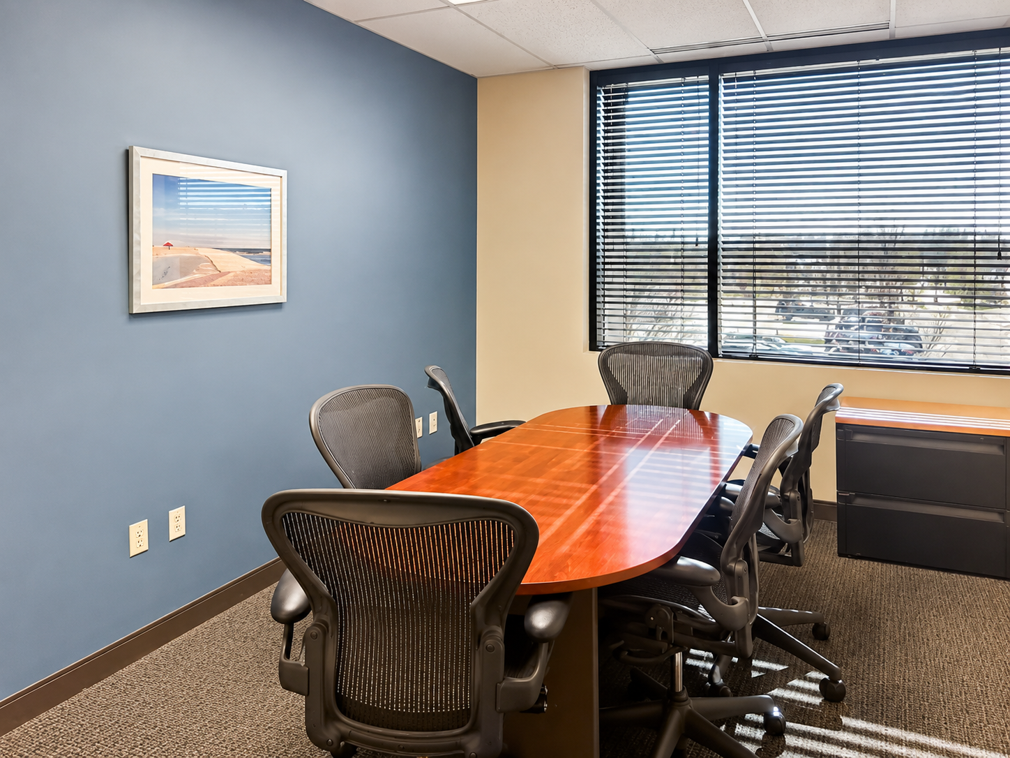 Meeting Room - 6 people