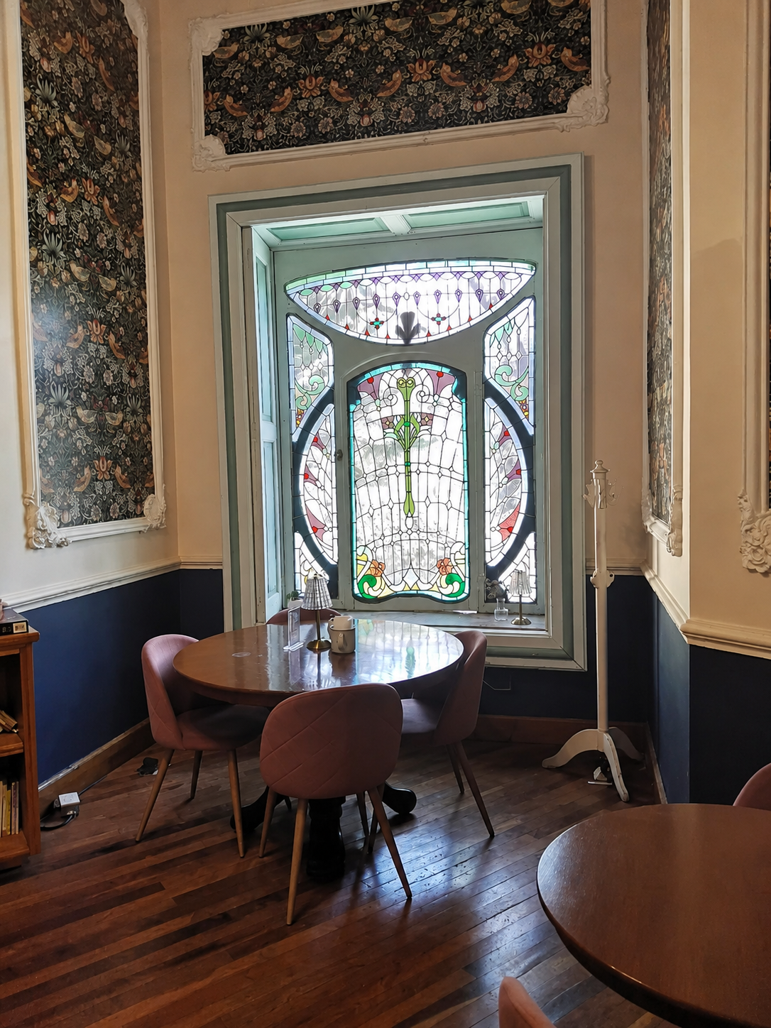 Madelie Café