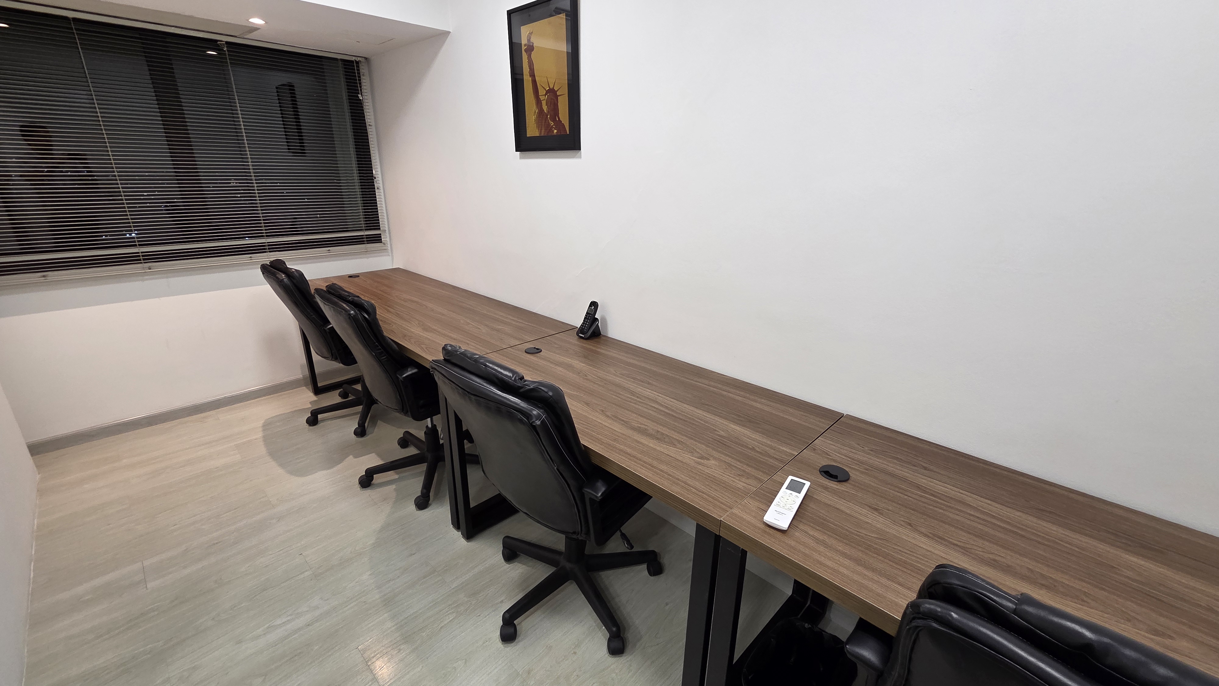 Sala Executiva 4 pax
