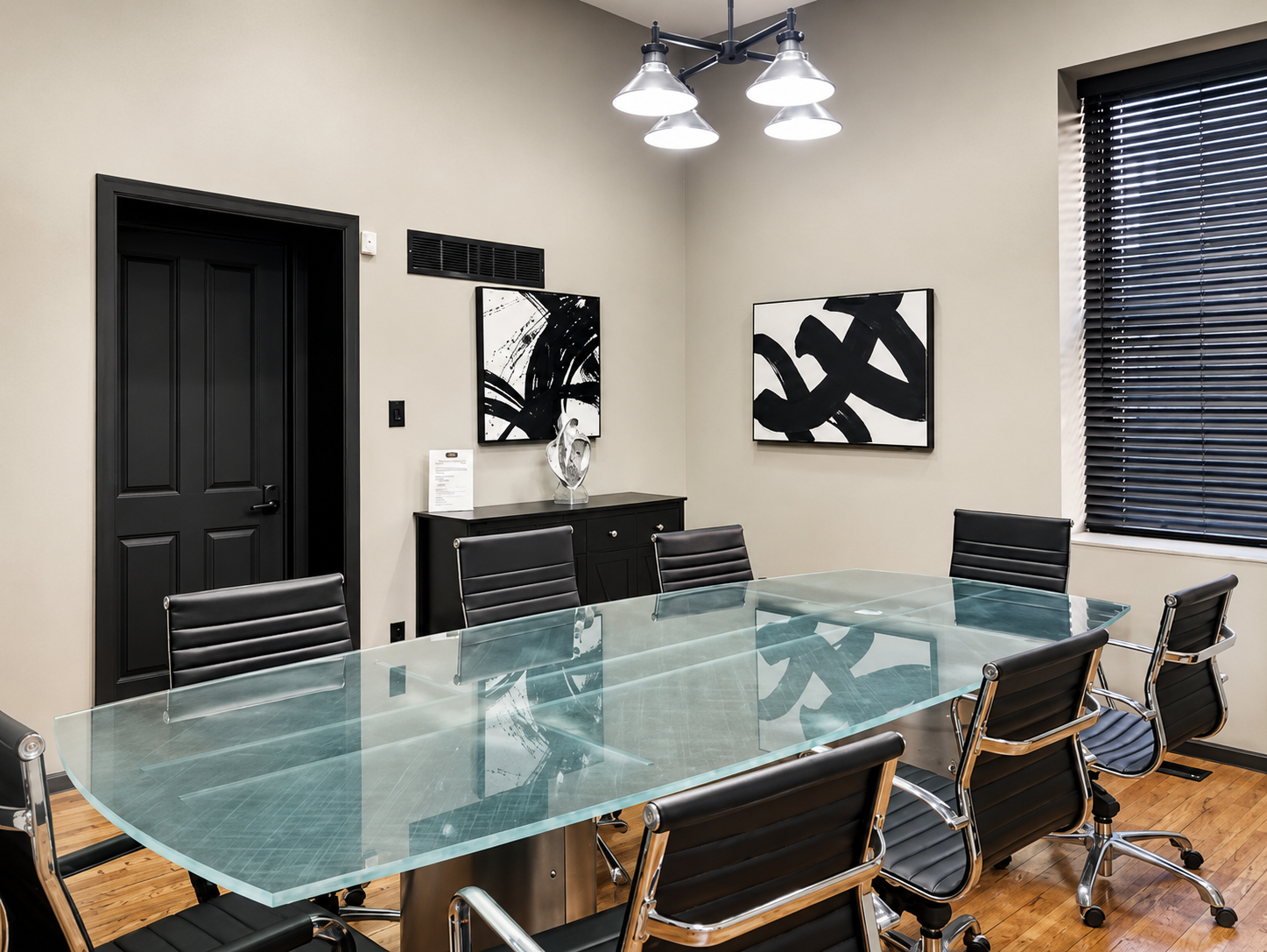 Meeting Room - 8 people