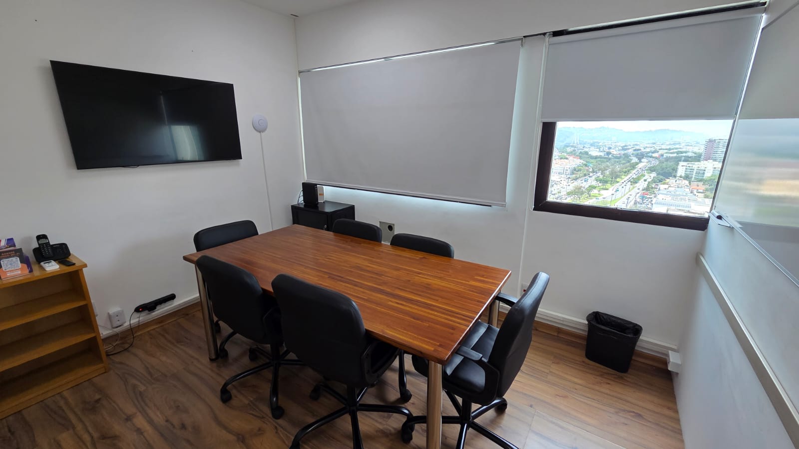 Sala 1711A 6 pax