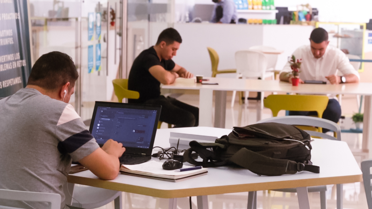 Social & Co Coworking - Pereira Plaza