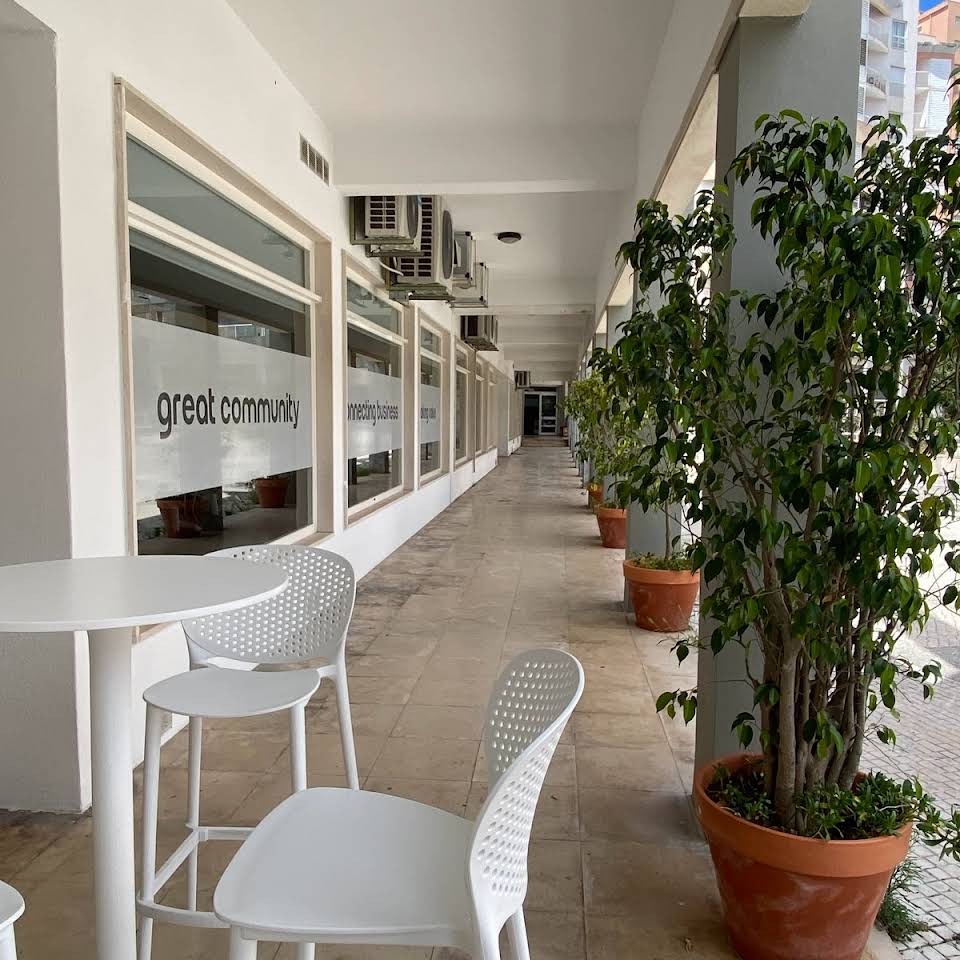 Business Network Lounge