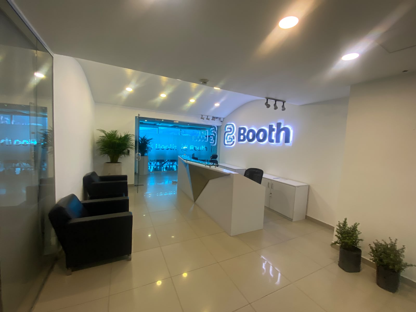 Booth and Partners - Colombia - Bogotá