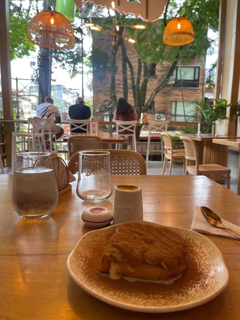 Briochelly Brunch & Coffee
