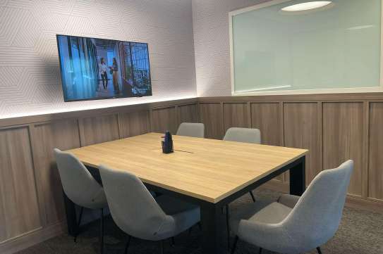 Sala 06